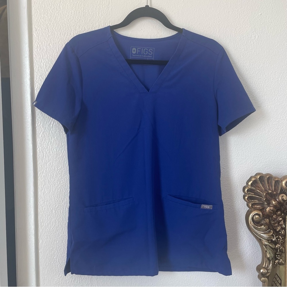 Figs Casma Three-Pocket Scrub Top